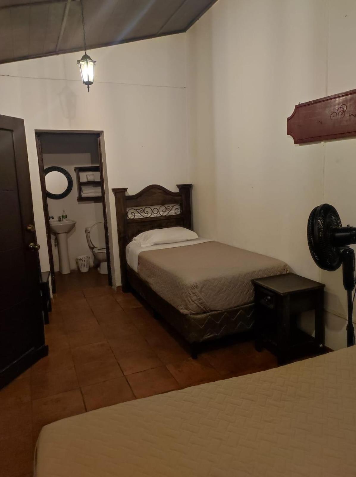 Casa Nikte Hotel Antigua Екстериор снимка